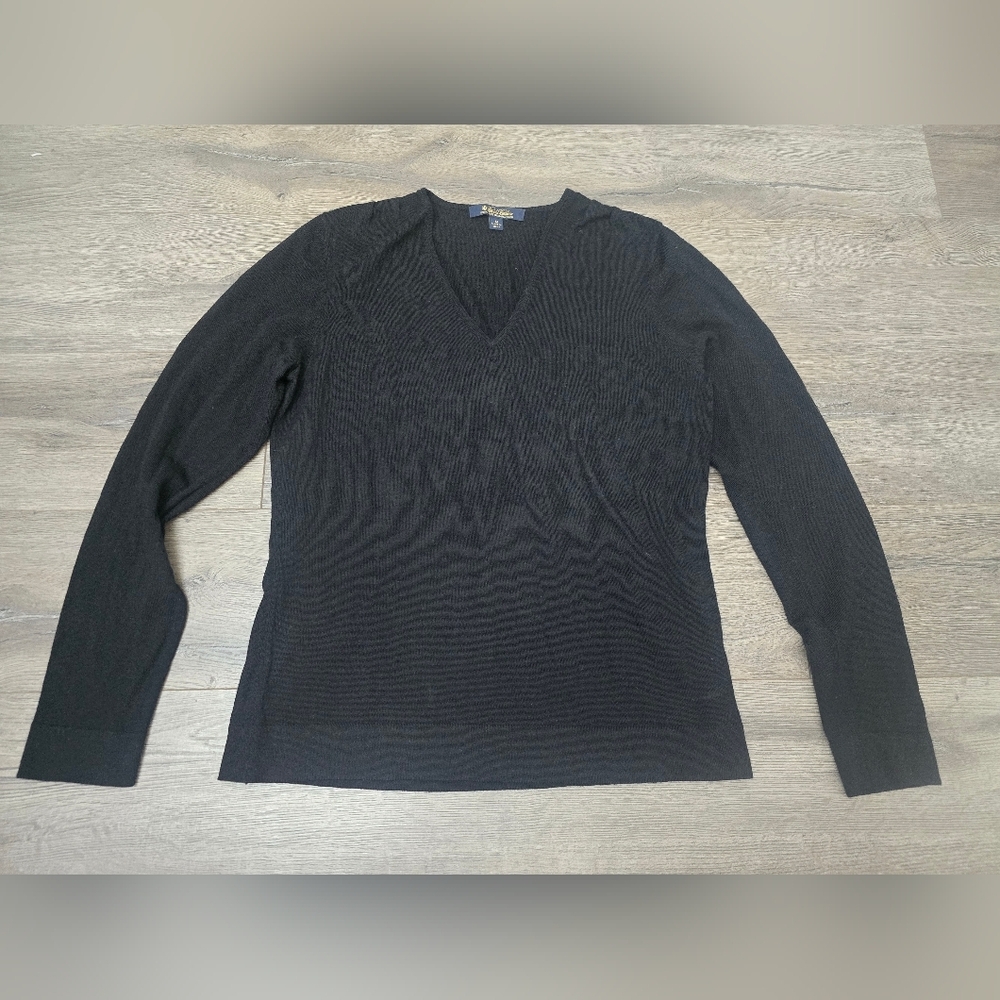 Brooks Brothers 100% Extra Fine Italian Merino Sweater Womens Size Medium Black